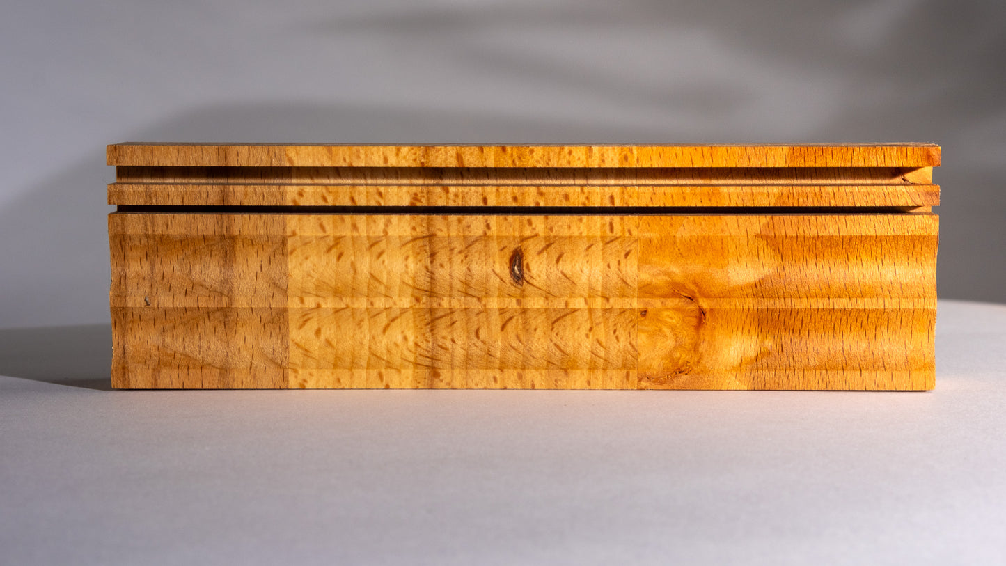 Holzkartenhalter